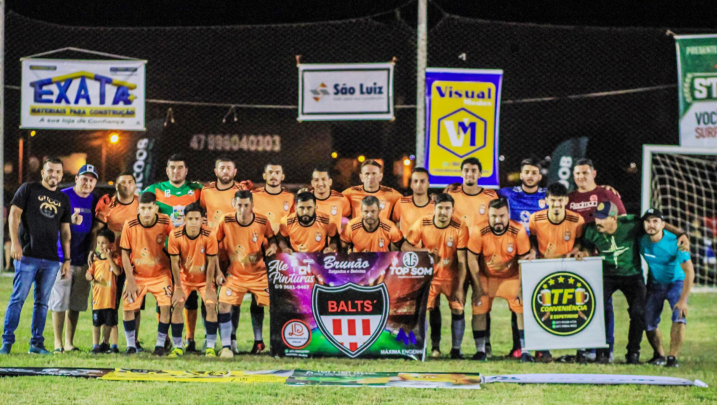 Copa Santa Rosa de Suíço segue nesta terça-feira com três jogos em Amambai