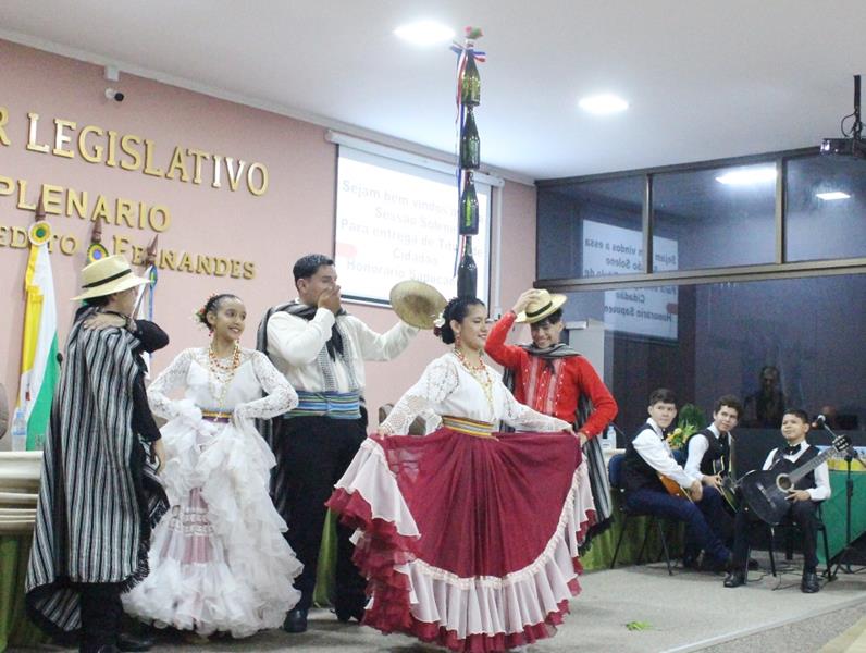 Sessão solene marcou entrega de Títulos de Cidadãos em Coronel Sapucaia