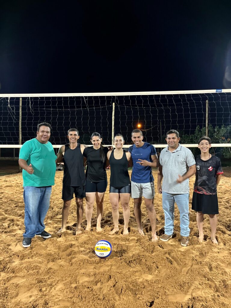 Servidores públicos municipais em Iguatemi participam do 1º Torneio de Vôlei de Areia Misto organizado pelo Sindicato