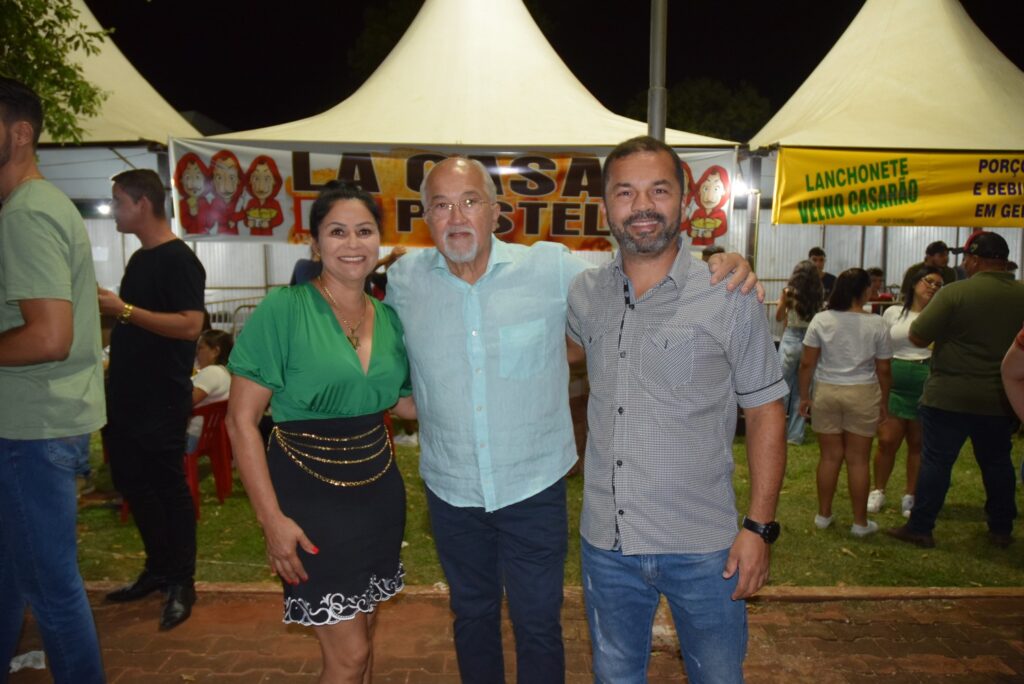 Show com grupo de renome nacional, Traia Véia, reuniu mais de 6 mil pessoas nas comemorações de final de ano, em Iguatemi