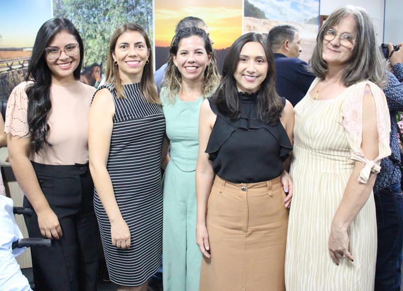 Prefeito, vice-prefeito e vereadores eleitos e reeleitos foram diplomados em Amambai