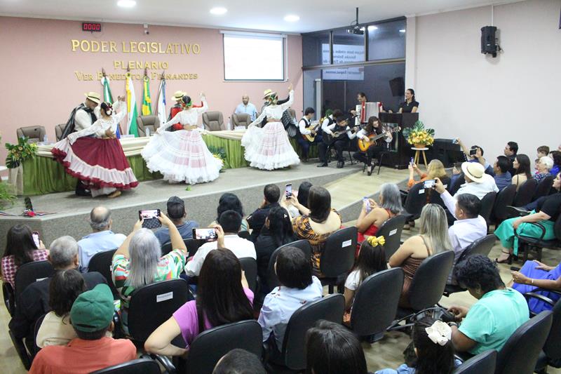 Sessão solene marcou entrega de Títulos de Cidadãos em Coronel Sapucaia