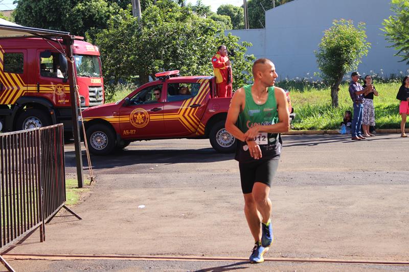 Atletas de Amambai e Iguatemi vencem a 1ª Corrida Heróis do Fogo em Amambai