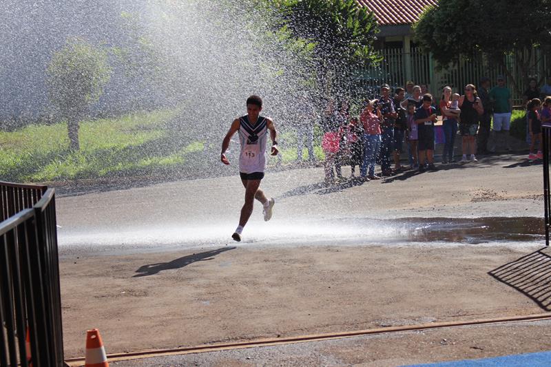 Atletas de Amambai e Iguatemi vencem a 1ª Corrida Heróis do Fogo em Amambai