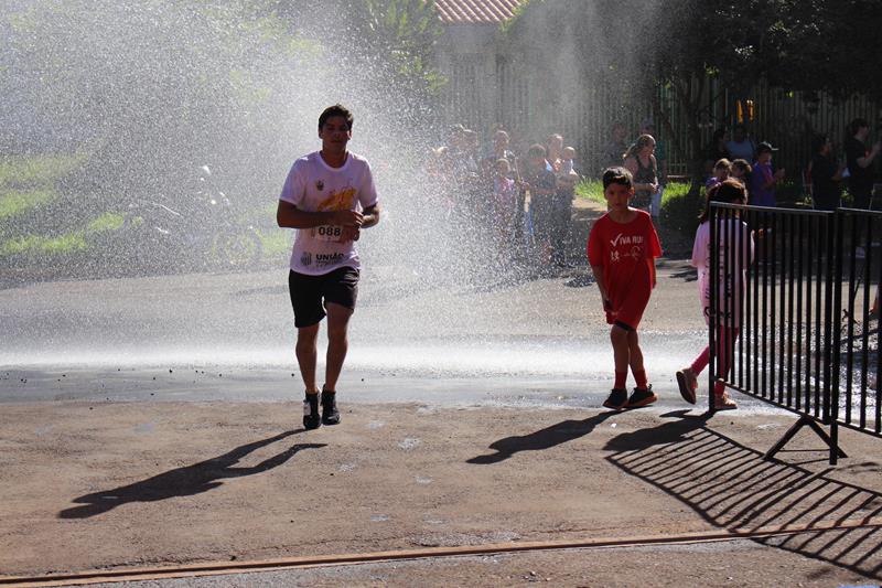 Atletas de Amambai e Iguatemi vencem a 1ª Corrida Heróis do Fogo em Amambai