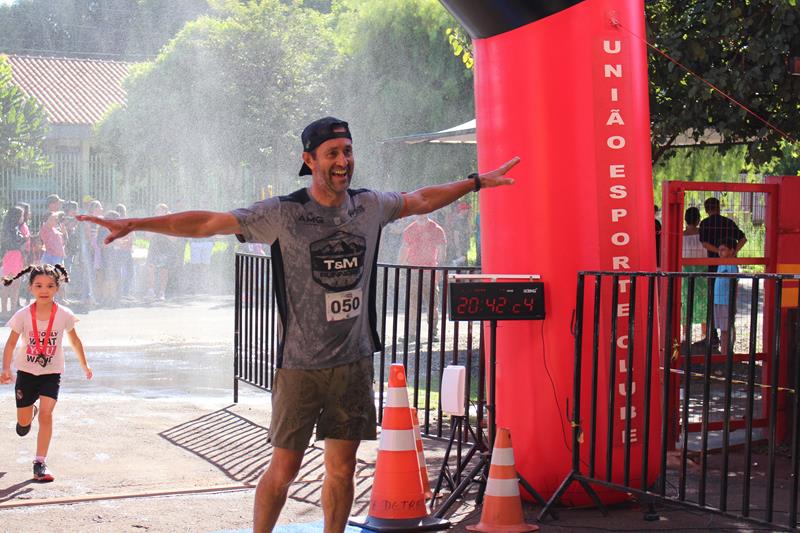 Atletas de Amambai e Iguatemi vencem a 1ª Corrida Heróis do Fogo em Amambai