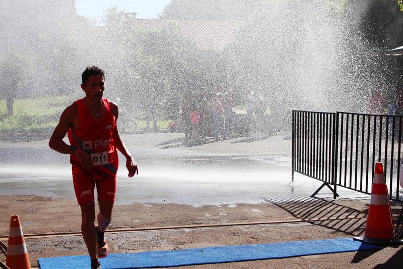 Atletas de Amambai e Iguatemi vencem a 1ª Corrida Heróis do Fogo em Amambai