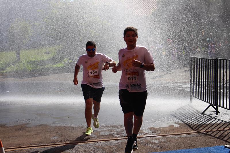 Atletas de Amambai e Iguatemi vencem a 1ª Corrida Heróis do Fogo em Amambai