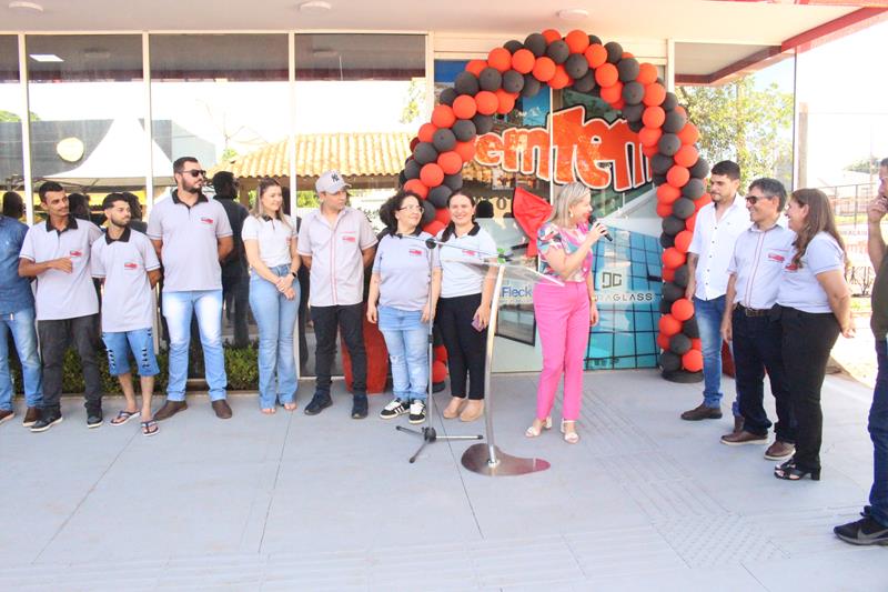 Empresa familiar de sucesso, Vidraçaria TemTem inaugura nova sede em Amambai