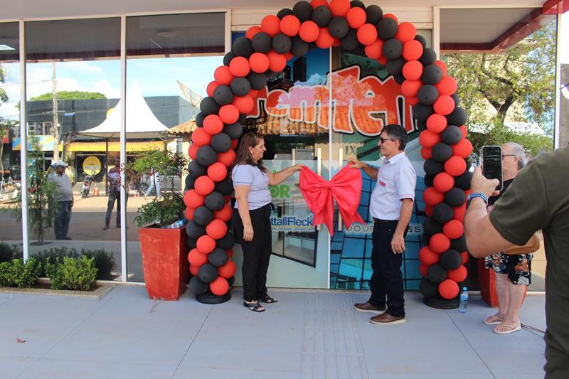 Empresa familiar de sucesso, Vidraçaria TemTem inaugura nova sede em Amambai