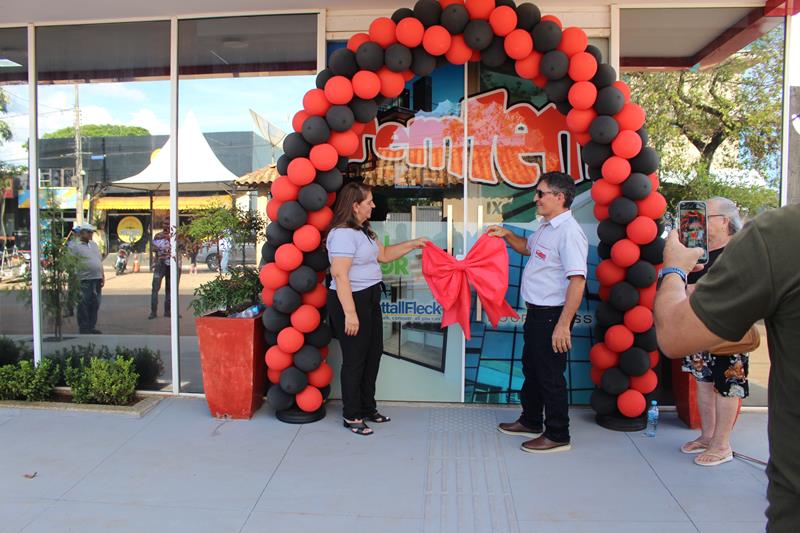 Empresa familiar de sucesso, Vidraçaria TemTem inaugura nova sede em Amambai