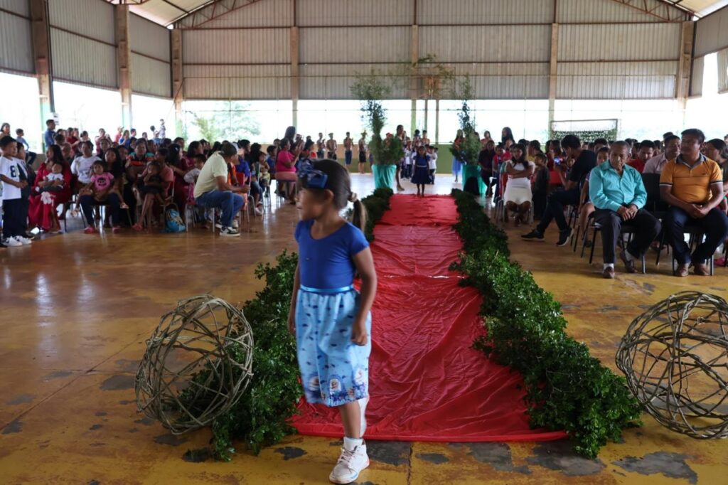 Cerimônia de Entrega de Certificados na Escola Pancho Romero é realizada em Paranhos