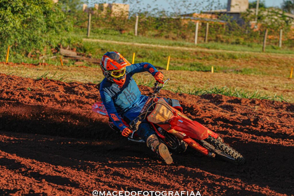 Motociclismo de Amambai dá show e conquista três títulos na temporada 2024 da Copa de Velocross SULMEMS