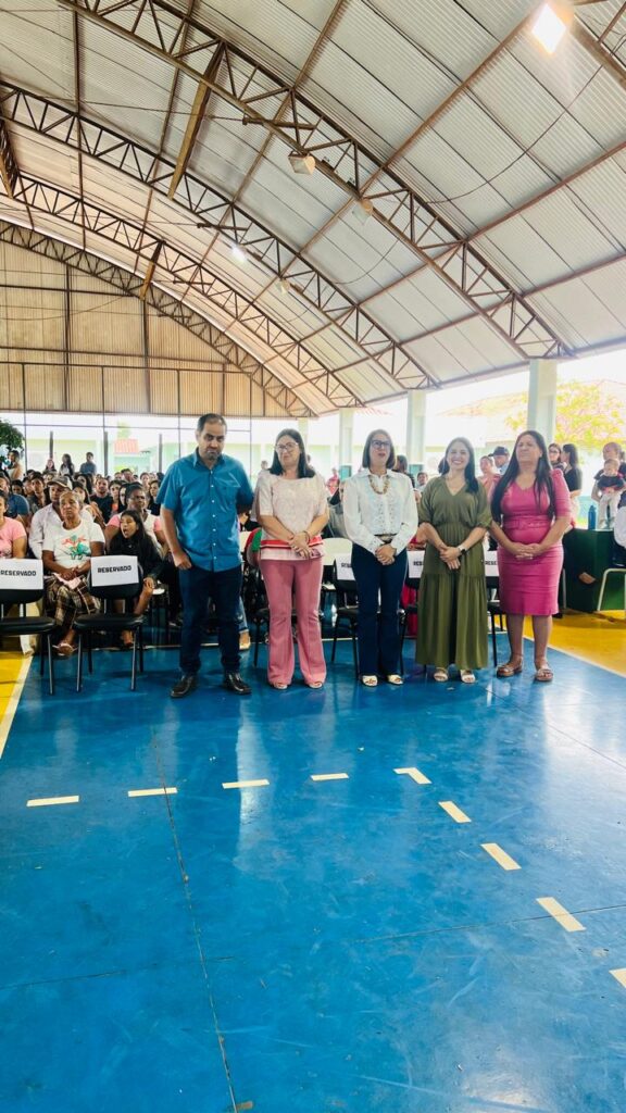 Festa de formatura é realizada na Escola Municipal Dr. Mitsuro Saito, em Paranhos