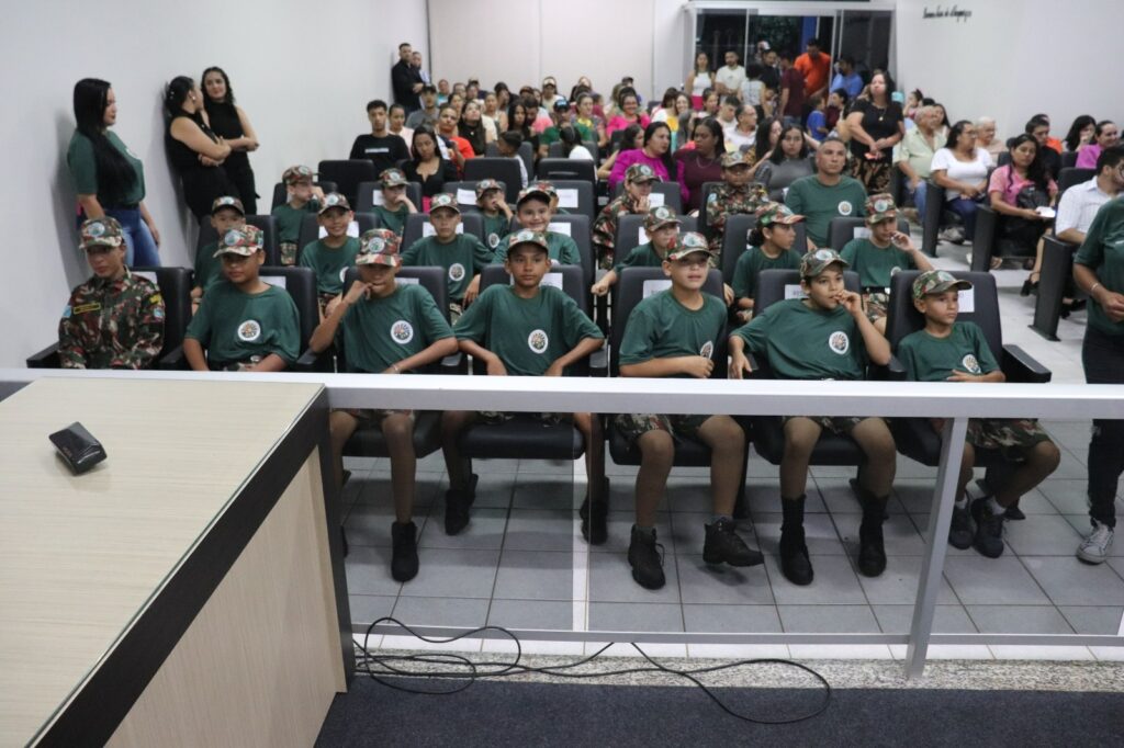 Projeto Florestinha realiza formatura e promoção de alunos em Amambai