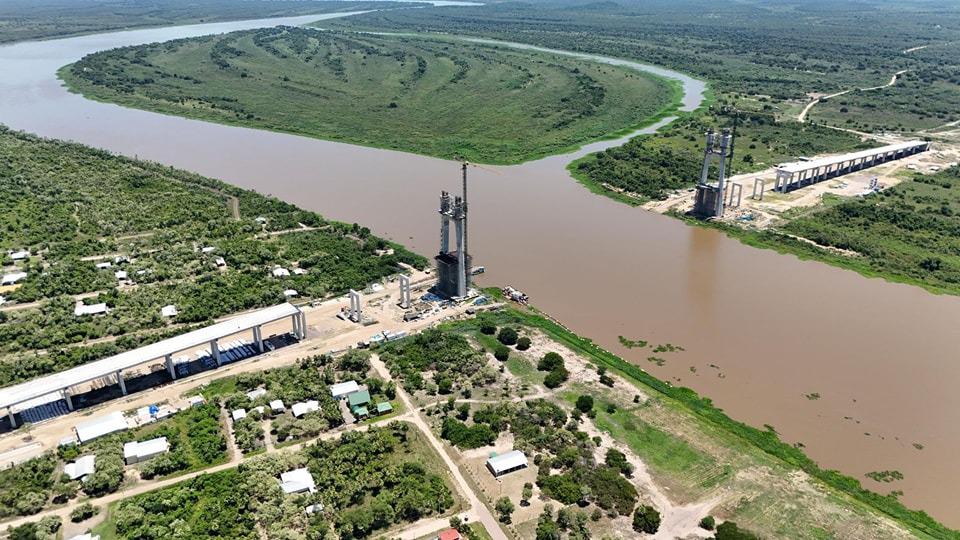 Paulo Corrêa destaca potencial da Rota Bioceânica durante vistoria à obra da ponte binacional