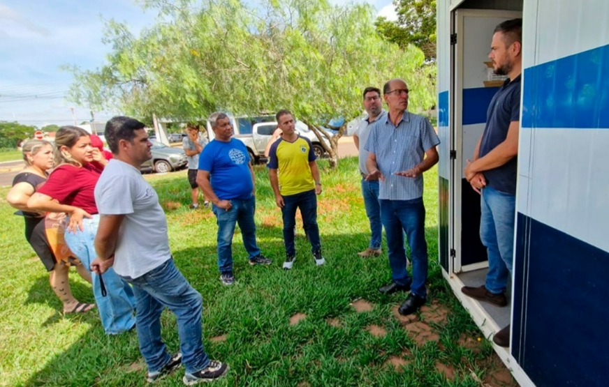 Prefeito Sérgio Barbosa assume e corta gastos para equilibrar contas