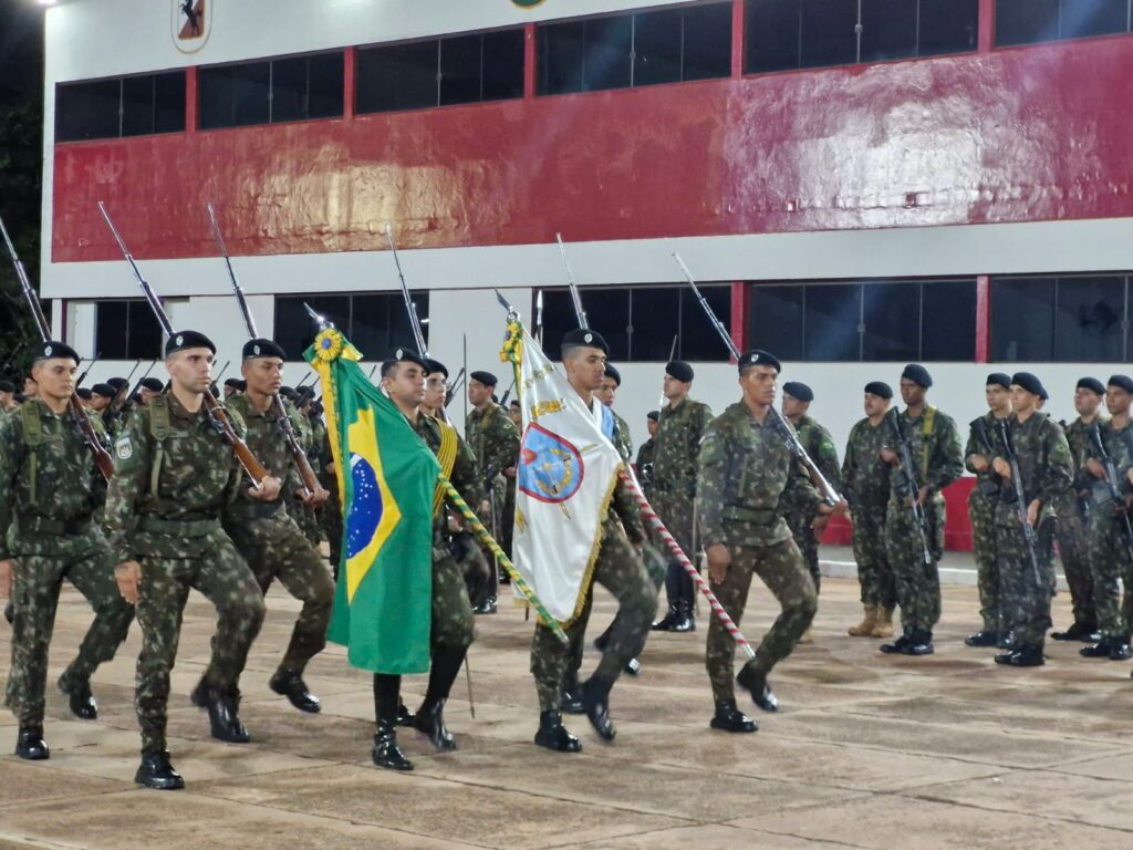 Pedro Augusto da Cas Porto assume o comando do 17º RC Mec em Amambai