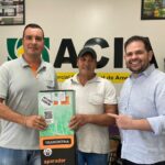 ACIA entrega prêmios da campanha Natal Premiado aos ganhadores