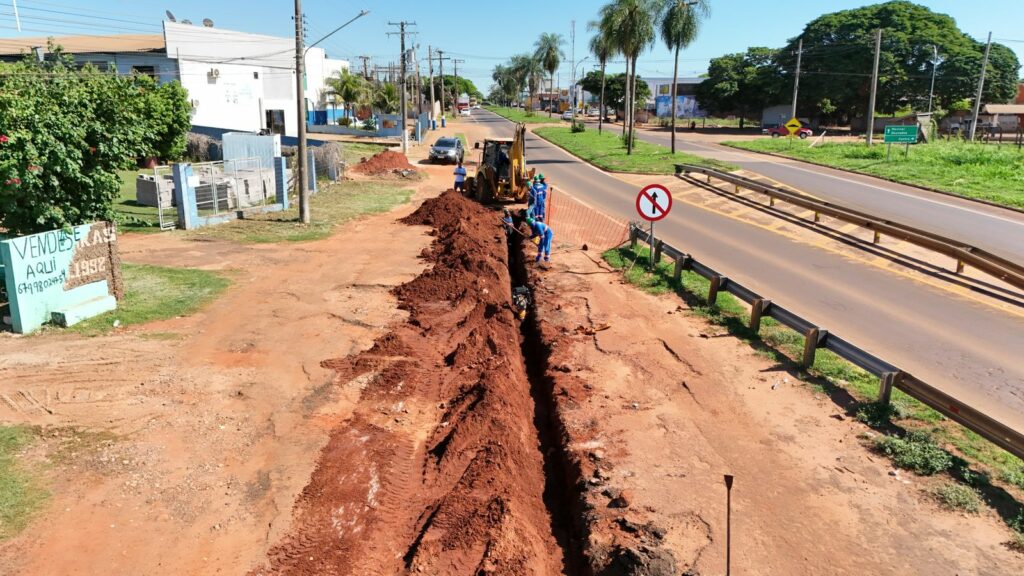 Itaquiraí avança com a implantação da rede de esgoto