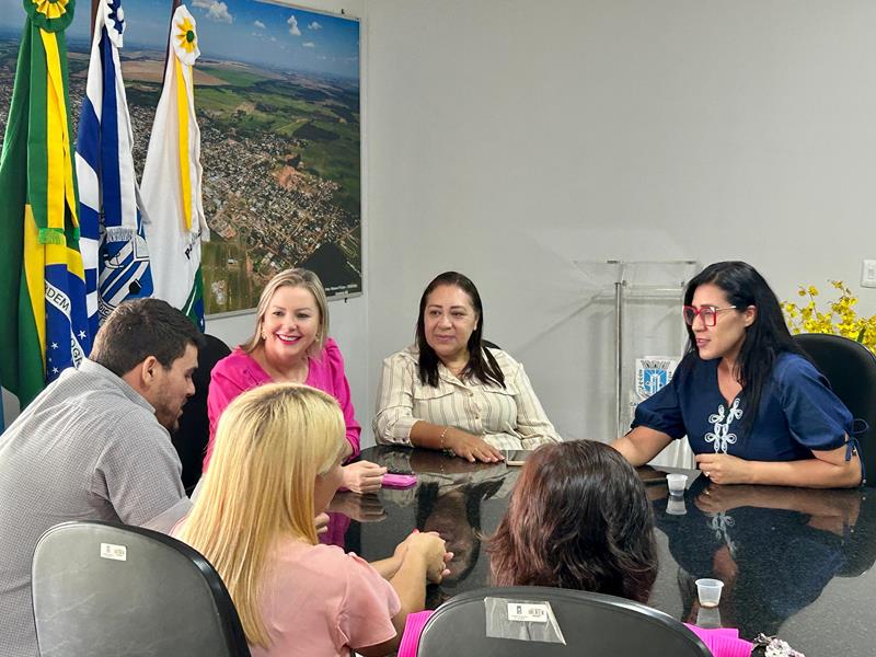 Janete Córdoba e amigos recepcionam em Amambai, Gianni Nogueira, vice-prefeita de Dourados