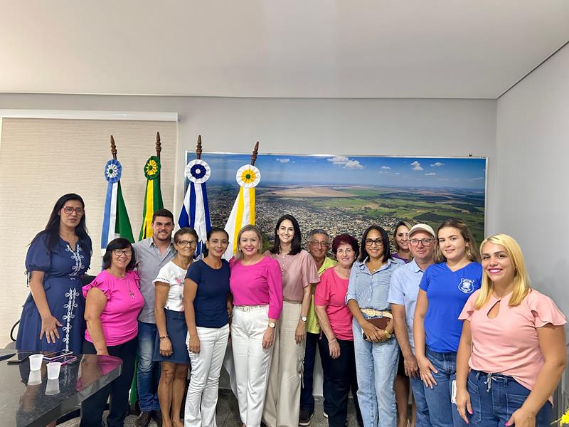 Janete Córdoba e amigos recepcionam em Amambai, Gianni Nogueira, vice-prefeita de Dourados