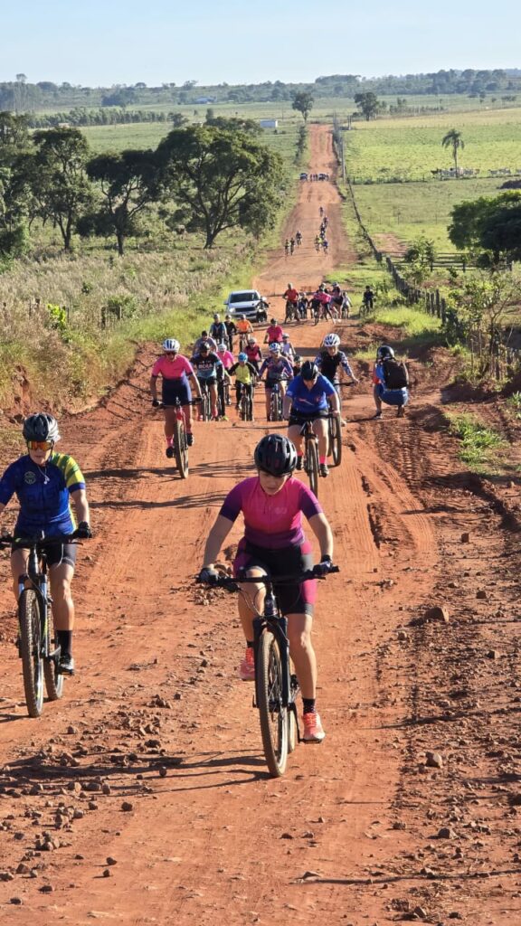 Com mais de 100 participantes 4º Pedal das Belas foi sucesso em Amambai