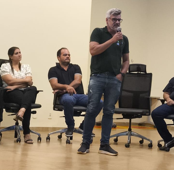 Roda de Conversa em Aral Moreira debate desenvolvimento do turismo no município