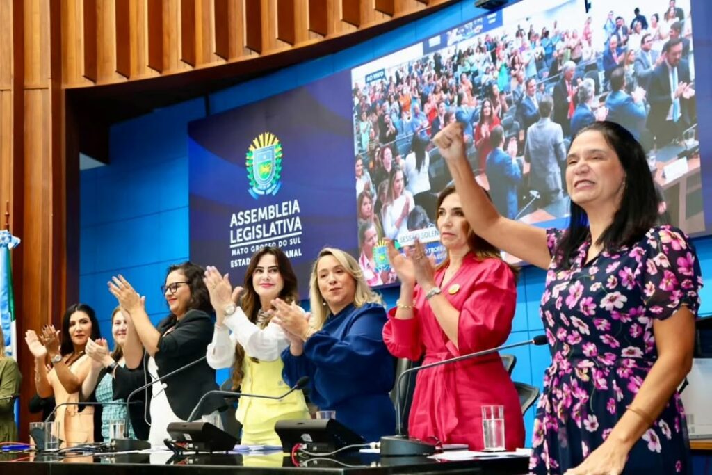 Deputada Mara Caseiro destaca sessão solene da ALEMS em homenagem às mulheres, com a entrega do Troféu Celina Jallad