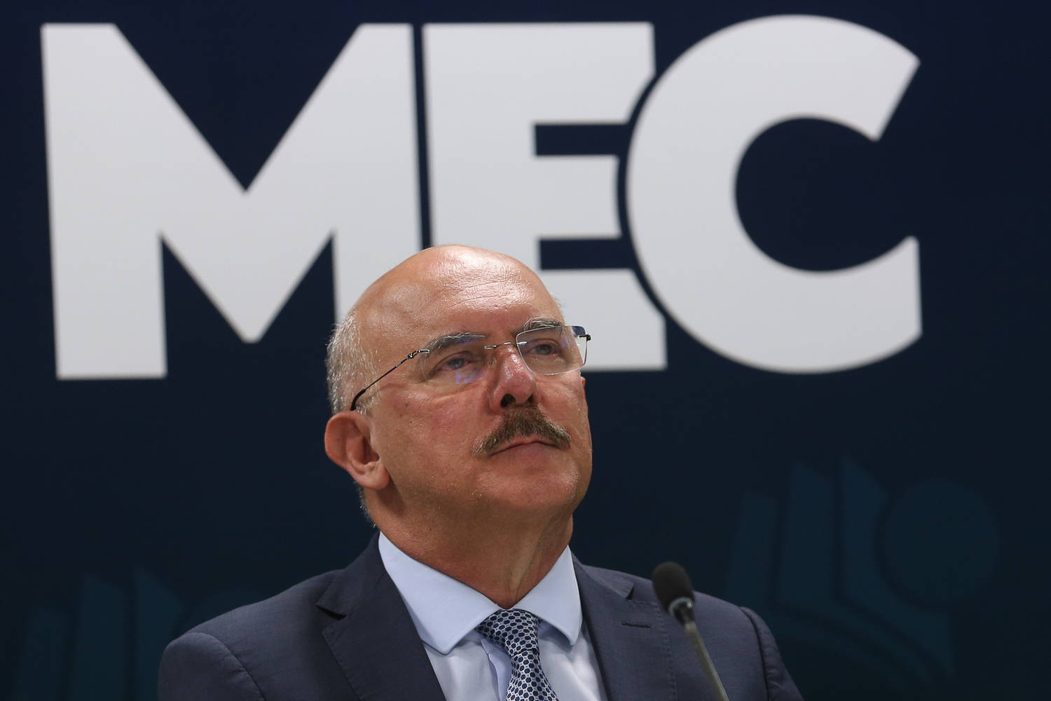 Milton Ribeiro é preso em operação que investiga tráfico de influência no MEC Milton Ribeiro é preso em operação que investiga tráfico de influência no MEC