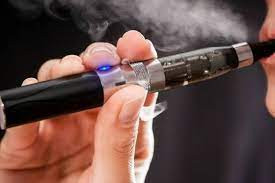Estudos mostram que cigarro eletrônico pode ajudar a parar de fumar