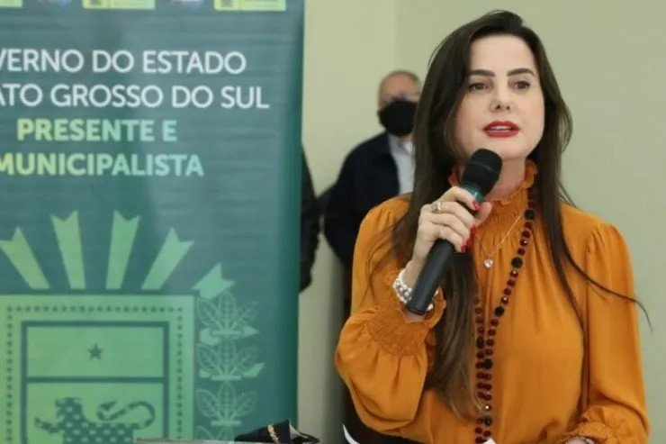 Mara Caseiro solicita reforma da sede da AGRAER em Mundo Novo