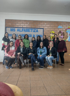 Professores de Iguatemi participam de formação continuada do Programa MS-Alfabetizo