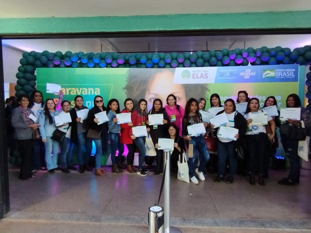 Com apoio da prefeitura, mulheres de Caarapó participam da Caravana ‘Brasil para Elas’ em Campo Grande Com apoio da prefeitura, mulheres de Caarapó participam da Caravana ‘Brasil para Elas’ em Campo Grande
