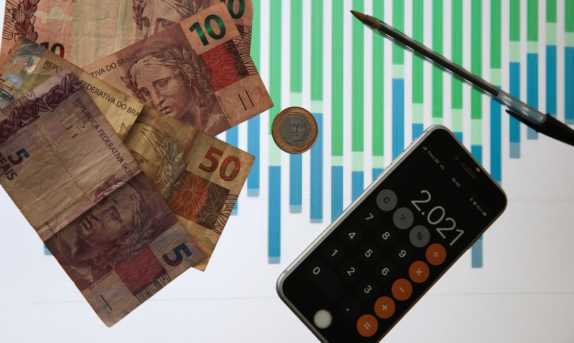 Recessão global em 2023 é provável, mostra pesquisa do Fórum Econômico Mundial Recessão global em 2023 é provável, mostra pesquisa do Fórum Econômico Mundial