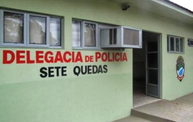 Segurança é preso por porte ilegal de arma em Sete Quedas Segurança é preso por porte ilegal de arma em Sete Quedas