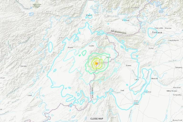 Terremoto de magnitude 6,1 no Afeganistão deixa pelo menos 950 mortos Terremoto de magnitude 6,1 no Afeganistão deixa pelo menos 950 mortos