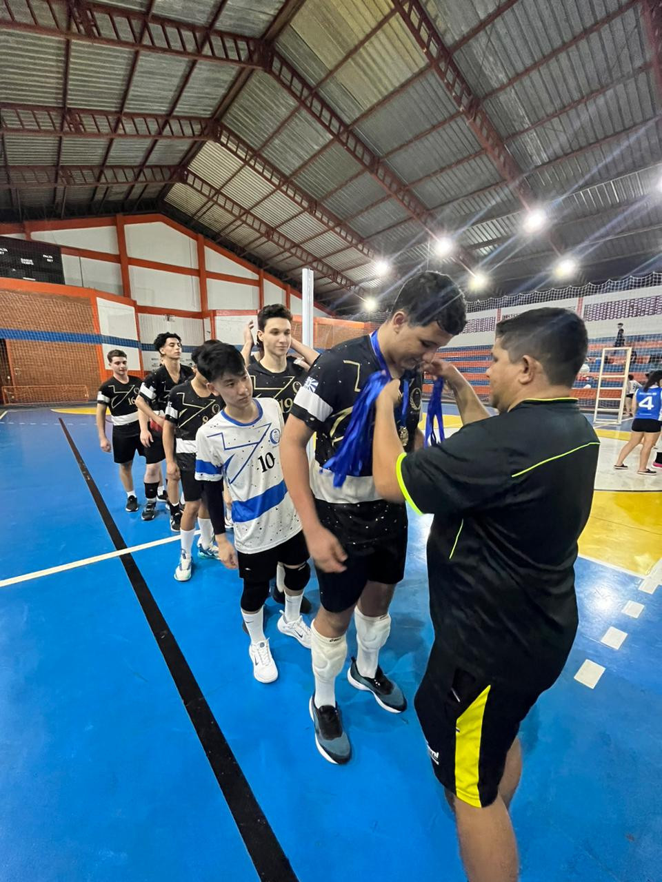 Secretaria de Esportes realiza as finais do Torneio Regional de Vôlei Masculino e Feminino Sub-17 em Iguatemi