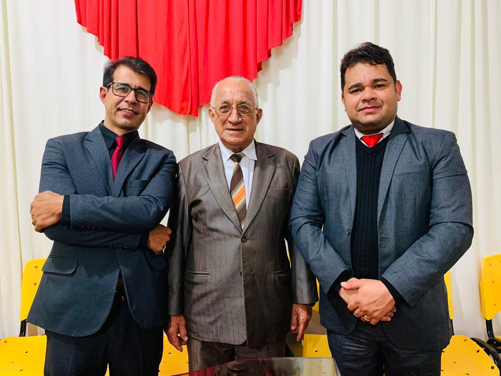 Patriarca Brás Poças acompanhou dois obreiros da apresentação à consagração em Caarapó