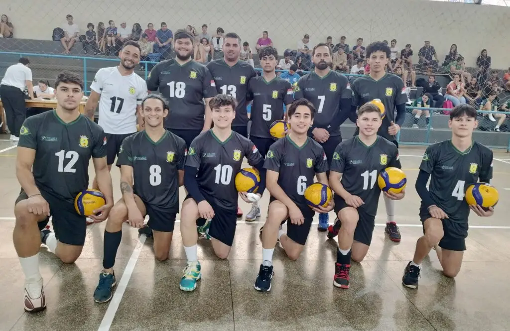 Vôlei masculino e feminino de Amambai está nas semifinais da Copa Conesul 2024