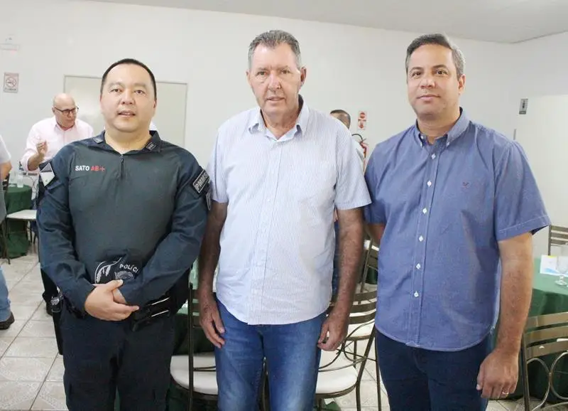 A convite de Sérgio Barbosa, prefeitos e vice-prefeitos eleitos e reeleitos de 17 municípios participam de roda de conversa em Amambai