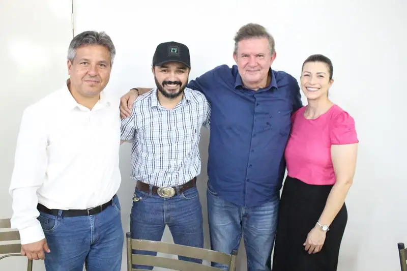 A convite de Sérgio Barbosa, prefeitos e vice-prefeitos eleitos e reeleitos de 17 municípios participam de roda de conversa em Amambai