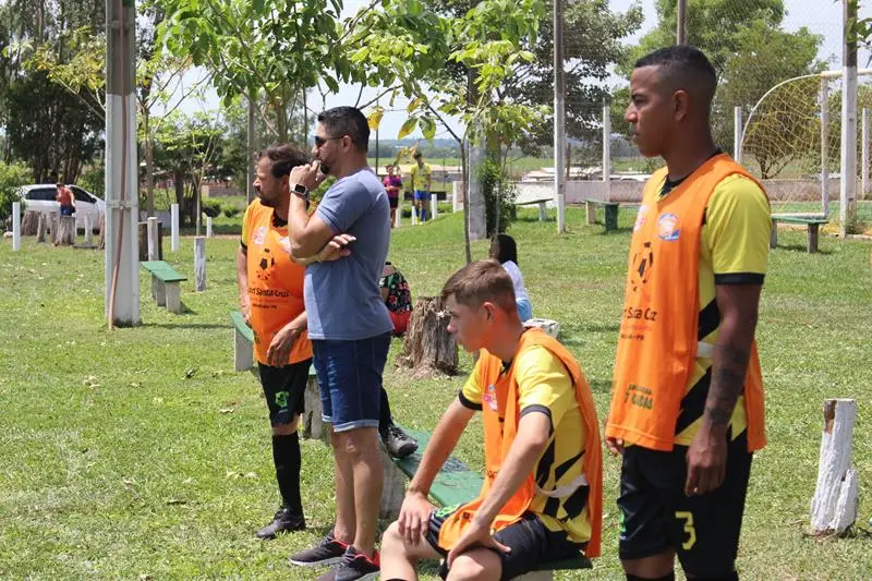 Fazenda Flamboyant/Intech Telecom faz 4x1 na final e é campeã da Copa Cidade Crepúsculo 2024 em Amambai