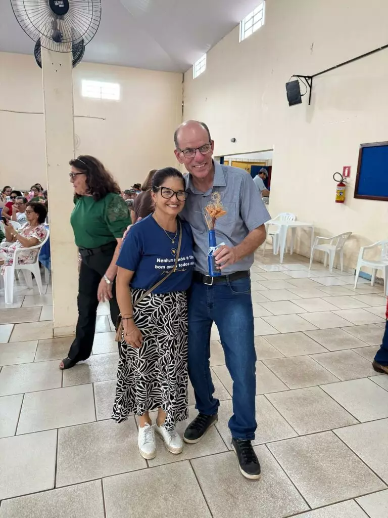 Baile do Conviver reúne idosos para uma tarde de alegria e reencontros em Amambai