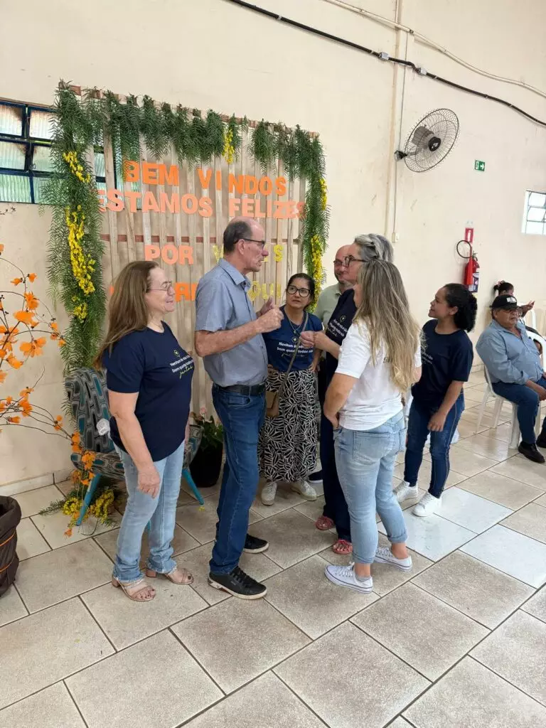 Baile do Conviver reúne idosos para uma tarde de alegria e reencontros em Amambai